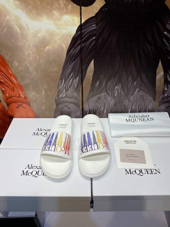 Picture of Alexander McQueen Slippers _SKUAlexanderMcQueensz35-46jyh05103439